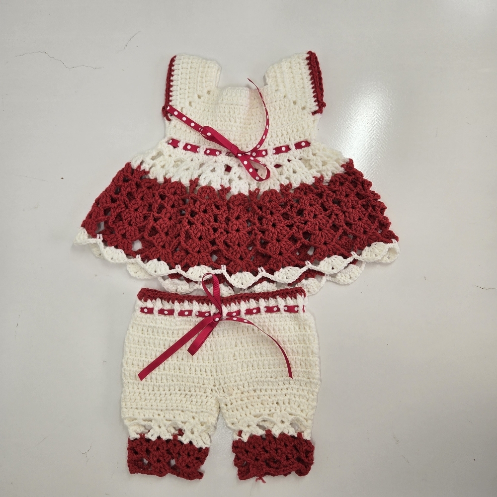 Handmade Crochet Baby 0-3 Month 2 Piece Set‎ Outfit  Floral Sunny Artsy White
